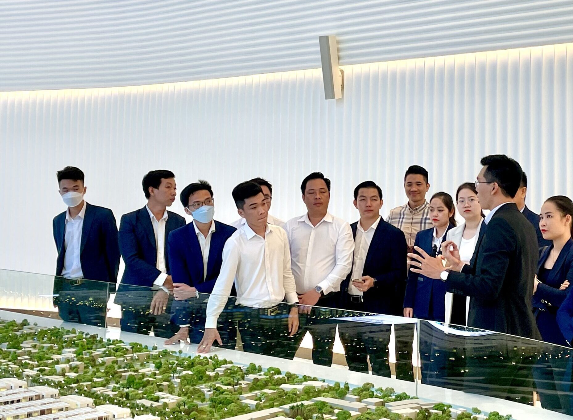 Lê Thành Tấn chia sẻ kiến thức bất động sản