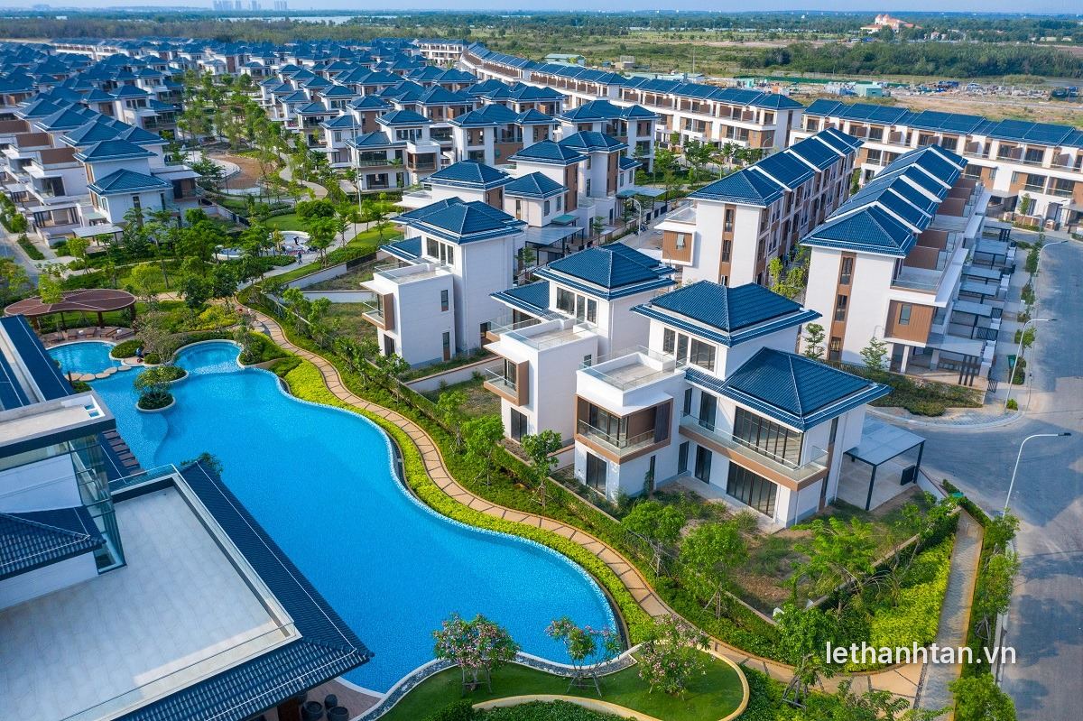 Biệt thự Zone 8 Marina Villas Swanbay và hồ bơi nội khu