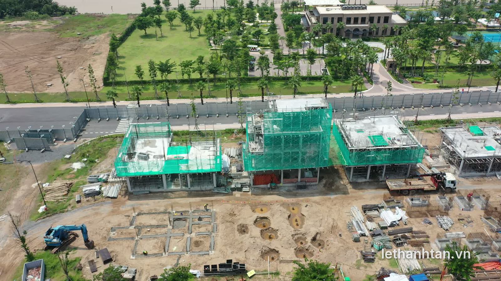 Hình flycam thực tế công trường Elyse Island tháng 10/2026