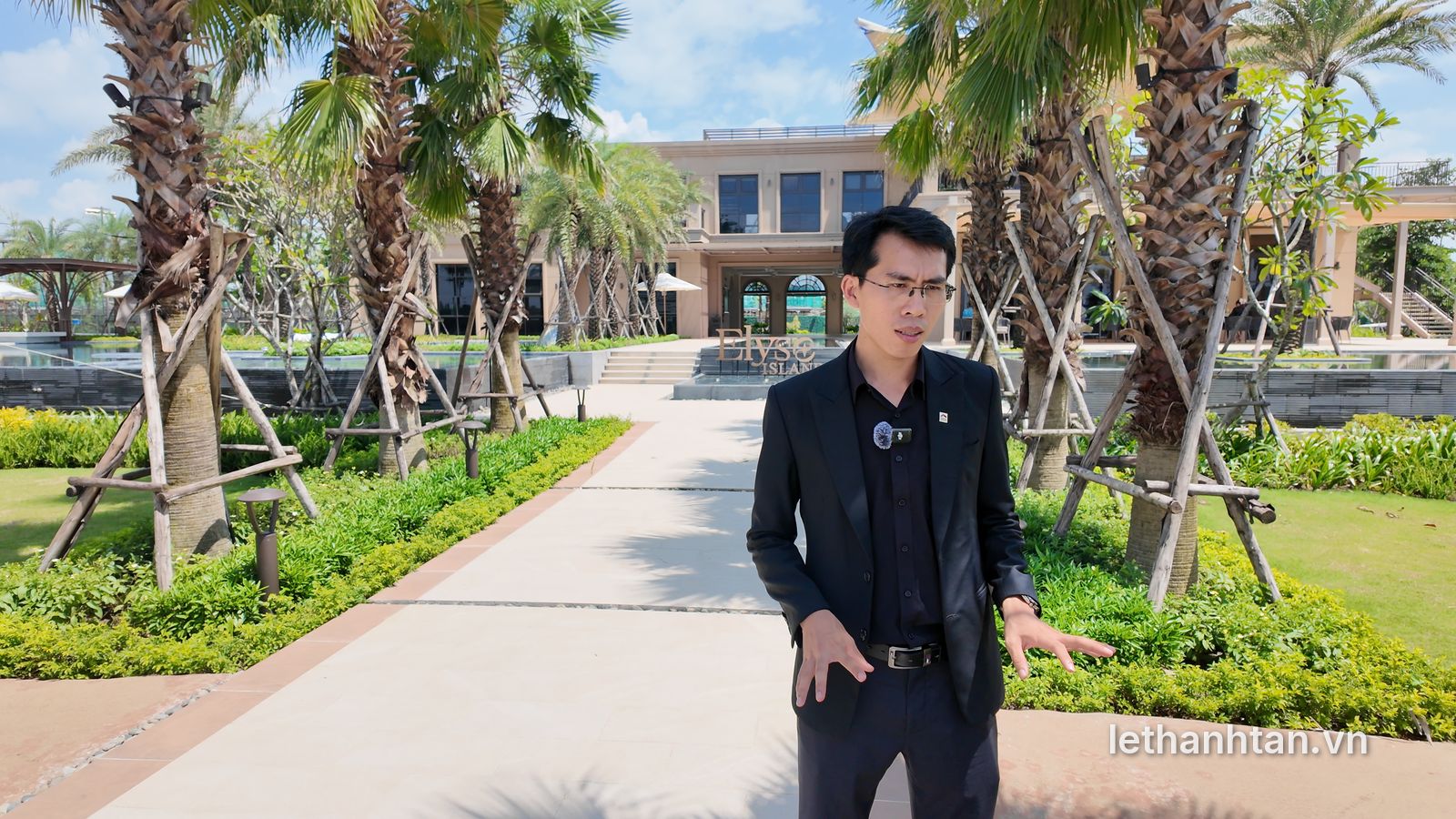 Lê Thành Tấn trải nghiệm thực tế Elyse Marina Club