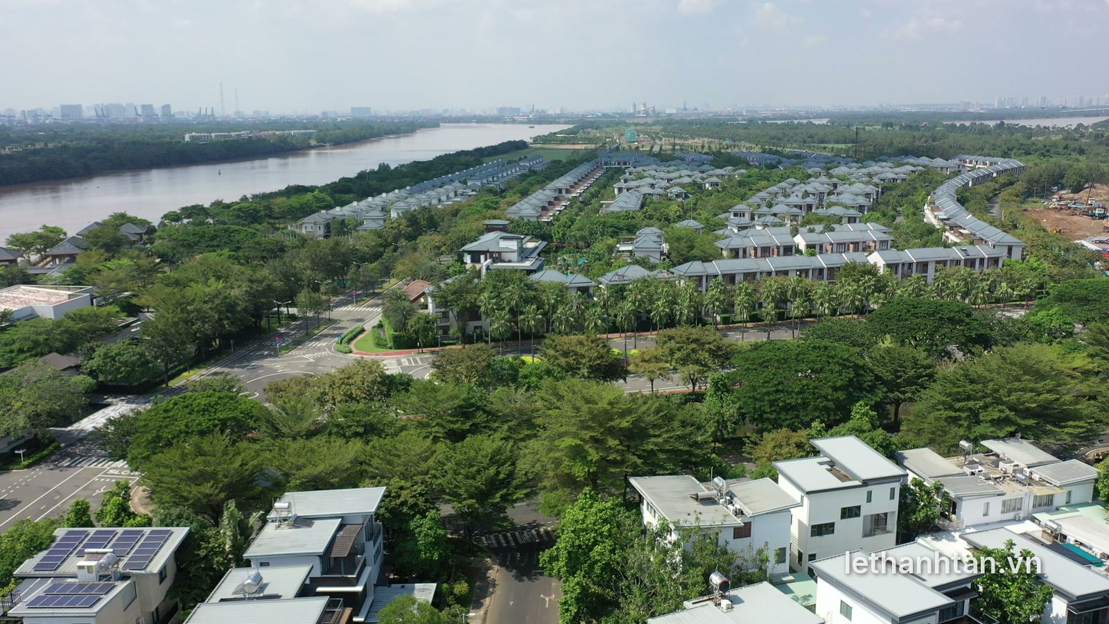 Phân khu Zone 4 La Maison Swanbay với biệt thự ven sông